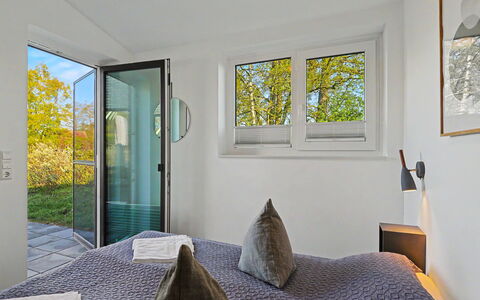 Schulenburg (137): Muur, Slaapkamer, Interieur Ontwerp, Bed, Meubilair, Laken, Verdieping, Plafond, Flooring, Bedding
