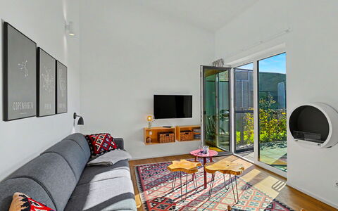 Dümmer Søtid: Meubilair, Interieur Ontwerp, Muur, Flooring, Bankstel, Plafond, Woonkamer, Verdieping, Kamer, Verlichting