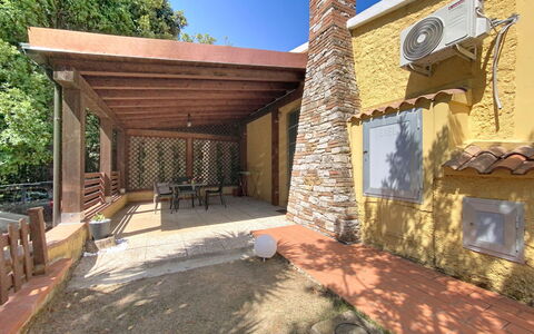 Your Tuscan Retreat: Hout, Verdieping, Schaduw, Beits, Veranda, Outdoor Structuur, Kolom, Backyard, Hacienda, Ontwerp