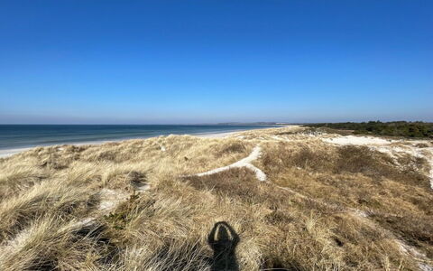 Fatiha - 800M from the Sea: Hout, Meubilair, Appartement, Kamer, Plafond, Beits, Stoel, Hardwood, Vernis, Timmerhout