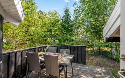 Edvard - 300M from the Sea