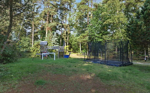 Sheyla - 70M from the Sea: Boom, Tuin, Land Lot, Schaduw, Gazon, Bos, Backyard, Park, Bosje, Landscaping