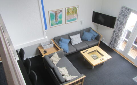 Epiphania - 100M to the Fjord: Huis, Woongebied, Huis, Verblijf, Dak, Land Lot, Siding, Tuin, Landgoed, Gazon