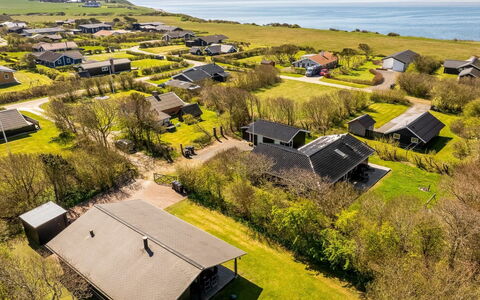 Jaane - 250M to the Fjord: Verblijf, Backyard, Werf, Garden Gebouwen, Schuur, Siding, Buitenmeubels, Blokhut, Outdoor Structuur, Keet