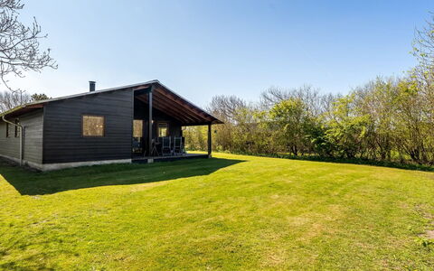 Jaane - 250M to the Fjord: Verblijf, Backyard, Werf, Garden Gebouwen, Schuur, Siding, Buitenmeubels, Blokhut, Outdoor Structuur, Keet