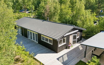 Amitola - 800M from the Sea