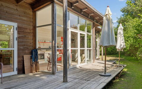 Ellenora - 1.7Km from the Sea: Hout, Veranda, Deur, Flooring, Hardwood, Huis, Verdieping, Beits, Houten Vloer, Samengesteld Materiaal