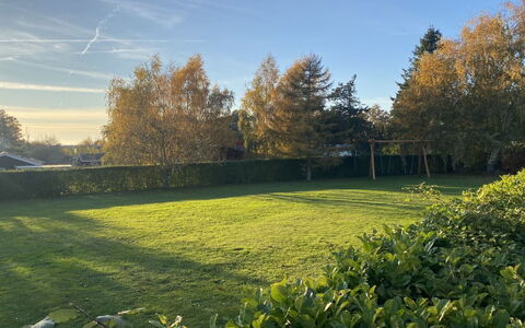 Nicolaus - 1.3Km from the Sea: Verblijf, Backyard, Werf, Garden Gebouwen, Schuur, Siding, Buitenmeubels, Blokhut, Outdoor Structuur, Keet
