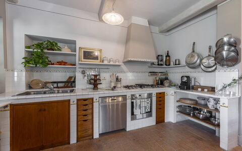 Aqua Bio Retreat: Keuken, Countertop, Toestel Van De Keuken, Interieur Ontwerp, Fornuis, Cabinetry, Flooring, Hout, Major Appliance, Meubilair