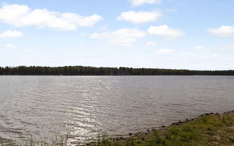 Ahvenmäki B: Watervoorraden, Water, Zwemwater, Natuurlijke Omgeving, Wolk, Waterweg, Natuurlijk Landschap, Horizon, Bank