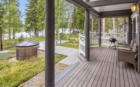 Villa White Water: Hout, Verblijf, Huis, Huis, Deur, Hardwood, Garden Gebouwen, Beits, Blokhut, Plank