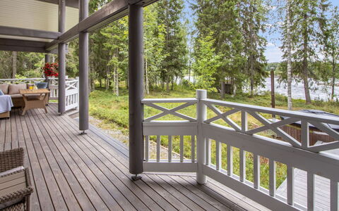 Villa White Water: Hout, Verblijf, Huis, Huis, Deur, Hardwood, Garden Gebouwen, Beits, Blokhut, Plank