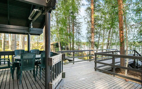 Susiranta: Hout, Veranda, Dek, Houten Vloer, Hardwood, Plank, Schaduw, Leuning, Eco Hotel, Hek
