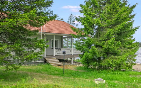 Vuokatti Villas Karhu: Boot, Blauw, Watercraft, Boten En Varen - Materialen En Benodigdheden, Haven, Waterweg, Haven, Jachthaven, Naval Architecture, Kanaal