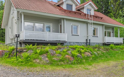 Vuokatti Villas Ilves: Boot, Blauw, Watercraft, Boten En Varen - Materialen En Benodigdheden, Haven, Waterweg, Haven, Jachthaven, Naval Architecture, Kanaal