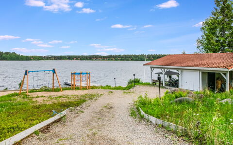 Vuokatti Villas Kettu: Boot, Blauw, Watercraft, Boten En Varen - Materialen En Benodigdheden, Haven, Waterweg, Haven, Jachthaven, Naval Architecture, Kanaal