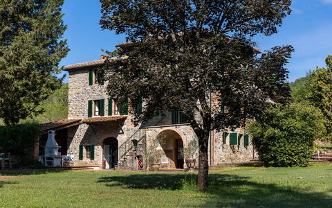 Mulino di Carpineto with Pool Gaiole in Chianti: Boom, Landelijk Gebied, Landgoed, Gazon, Boerderij, Hacienda, Landscaping, Villa, Park
