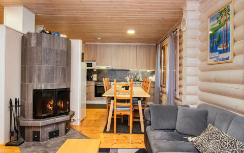 Villa Saimaa: Meubilair, Hout, Interieur Ontwerp, Flooring, Kamer, Verdieping, Plafond, Huis, Woonkamer, Hardwood