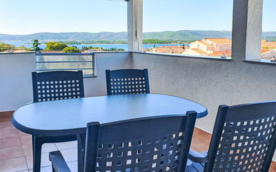 Ana 148.2: Appartement, Condominium, Zwembad, Dok, Jachthaven, Toevlucht, Hotel, Badplaats, Gang