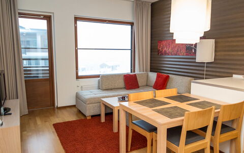 Nordic Chalet 8202: Hout, Verblijf, Huis, Huis, Deur, Hardwood, Garden Gebouwen, Beits, Blokhut, Plank