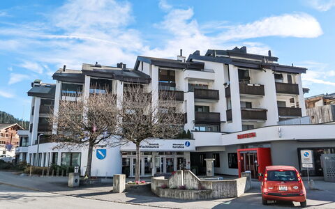 Center Communal D1: Stedelijk Ontwerp, Appartement, Parking, Condominium, Hotel