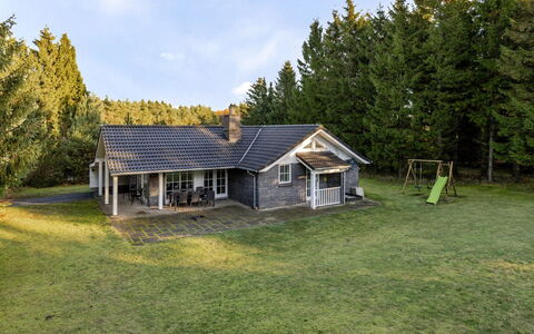 Ørger - 30Km from the Sea: Dak, Huis, Huis, Verblijf, Deur, Siding, Dek, Veranda, Plank, Hardwood