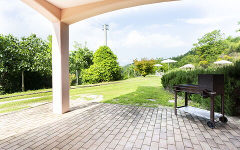 Villa Altavista: Tuin, Schaduw, Paviljoen, Landscaping, Gazon, Outdoor Structuur, Eco Hotel, Werf, Park, Backyard