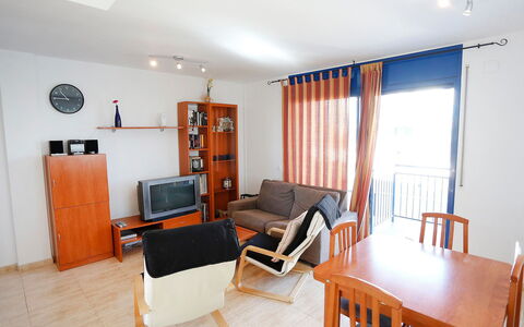 Minini: Kamer, Eigendom, Meubilair, Gebouw, Interieur Ontwerp, Huis, Woonkamer, Verdieping, Plafond, Onroerend Goed