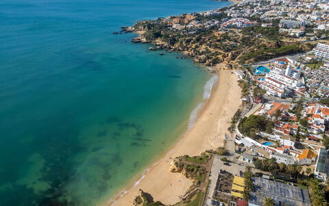 Viva One - Vip Properties: Kust, Zwemwater, Water, Strand, Natuurlijke Omgeving, Kust En Oceanic Landvormen, Zomer, Zee, Kust, Horizon