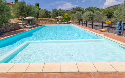 Campiglia Marittima 649: Zwembad, Samengesteld Materiaal, Toevlucht, Waterpartij, Hacienda, Buitenmeubels, Eco Hotel, Hotel, Villa, Thermae
