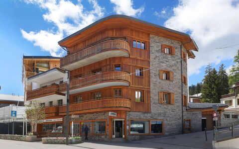 Résidence Terrazza 1: Venster, Architectuur,  Dorf\, Appartement, Freezing, Winter, Sneeuw, Balkon