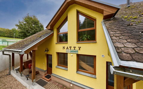 Penzion Natty: Woongebied, Appartement, Stedelijk Ontwerp, Condominium, Balkon, Schaduw, Binnenplaats, Ontwerp, Werf, Daylighting