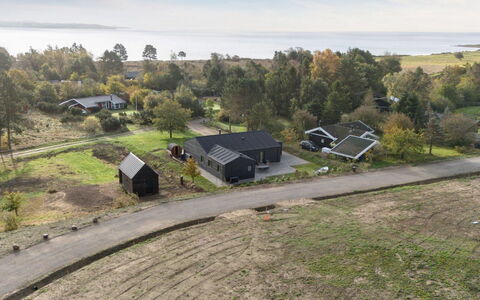 Antomine - 150M from the Sea: Dak, Landschap, Huis, Land Lot, Huis, Landelijk Gebied, Plain, Verblijf, Landgoed, Dorp