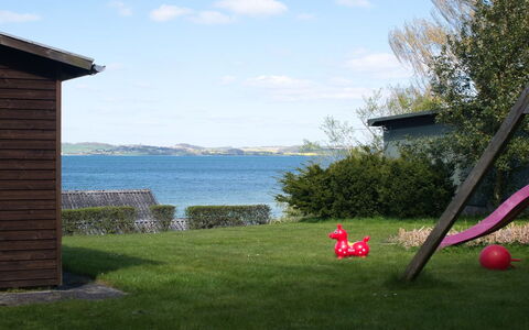 Hilde - 75M from the Sea: Blauw, Verblijf, Huis, Huis, Boerderij, Landgoed, Siding