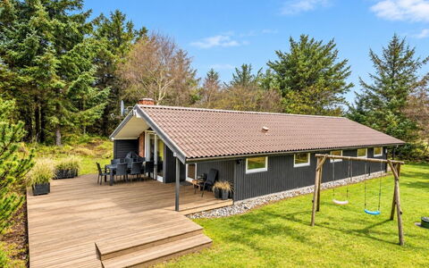 Veera - from the Sea: Dak, Verblijf, Huis, Landgoed, Siding, Boerderij, Garden Gebouwen, Hardwood, Plank, Veranda