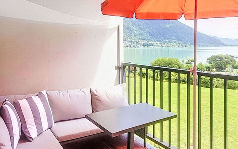 Studio Landskron Seezugang: Meubilair, Buitenmeubels, Balkon, Stoel, Beits, Kust, Dek, Buitentafel, Hek, Eco Hotel