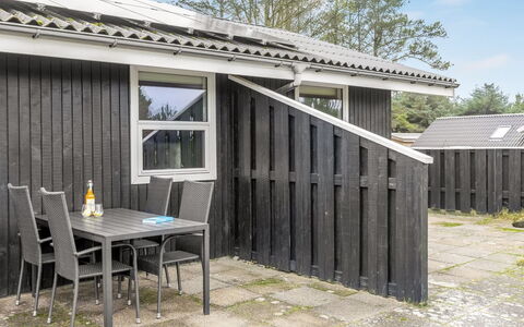 Gidske - 850M from the Sea: Dak, Huis, Huis, Verblijf, Deur, Siding, Dek, Veranda, Plank, Hardwood
