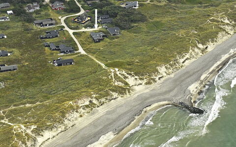 Odeta - 50M from the Sea: Verblijf, Backyard, Werf, Garden Gebouwen, Schuur, Siding, Buitenmeubels, Blokhut, Outdoor Structuur, Keet