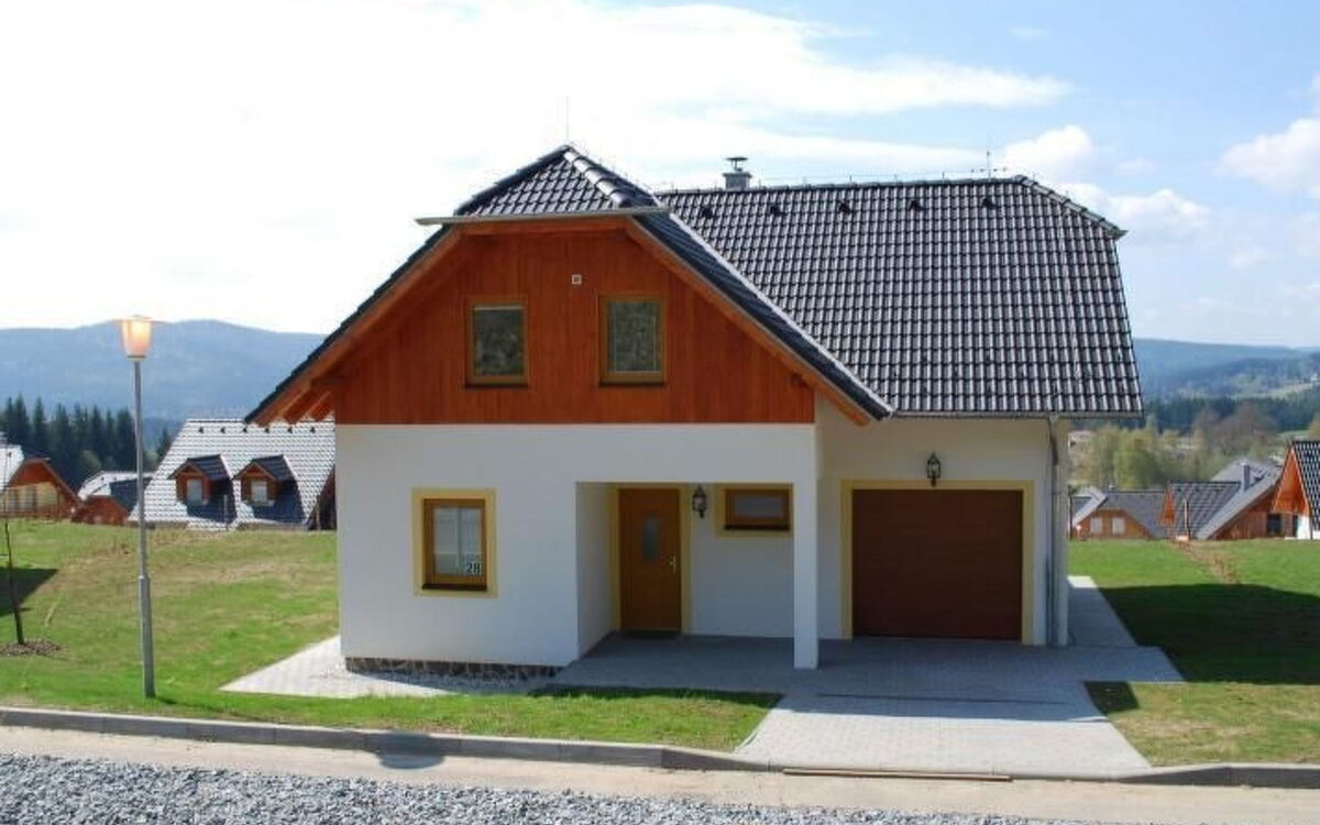 Ferienvilla Beta mit Blick auf das Wasser