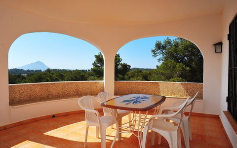 Balcon al Mar: Eigendom, Kamer, Gebouw, Onroerend Goed, Huis, Meubilair, Tafel, Interieur Ontwerp, Villa, Architectuur