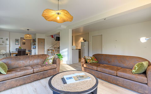 Cloucarnac: Hout, Kamer, Beits, Stoel