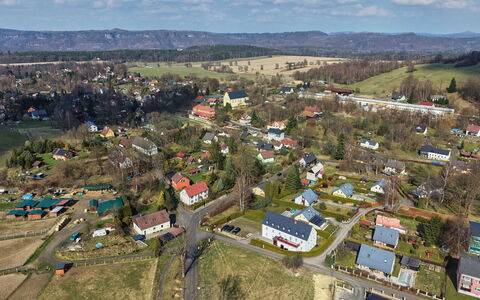 Ruzova 101: Vogelperspectief, Woongebied, Landschap, Luchtfotografie, Buurt, Plain, Voorstad, Landelijk Gebied, Land Lot, Menselijke Nederzetting