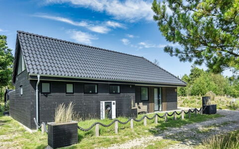 Locan - 1.2Km from the Sea: Gras, Dak, Huis, Verblijf, Huis, Siding, Landelijk Gebied, Boerderij, Weide, Landgoed