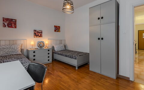 Ca dei Noni: Meubilair, Flooring, Verdieping, Interieur Ontwerp, Bed, Slaapkamer, Hout, Kamer, Laken, Bedding
