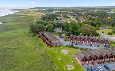 Auwe - 3.5Km from the Sea