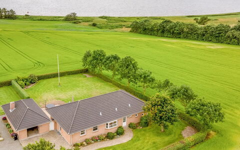 Erja - 300M to the Fjord: Blauw, Verblijf, Huis, Huis, Boerderij, Landgoed, Siding