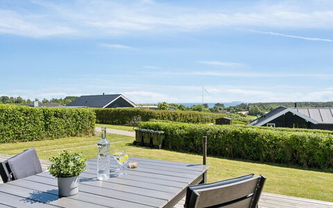 Joseph - 500M from the Sea: Blauw, Land Lot, Schaduw, Buitenmeubels, Tuin, Buitentafel, Gazon, Landscaping, Stoel, Werf