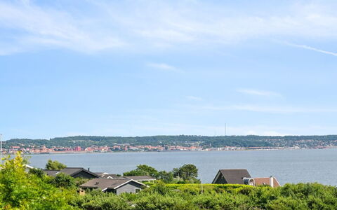 Sybil - 700M from the Sea: Lucht, Blauw, Watervoorraden, Water, Zwemwater, Horizon, Waterweg, Kust En Oceanic Landvormen, Bank, Kust