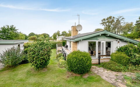 Ayo - 200M from the Sea: Huis, Struik, Huis, Woongebied, Dak, Verblijf, Land Lot, Tuin, Landelijk Gebied