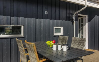 Peder - 700M from the Sea